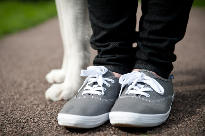 Keds Outfit FAIIINT, Keds, Sneakers, Leather, Jacket, Jeans, Printed, Running, Outfit, Husky, Puppy, Walk, Walkies, Barneys Originals, Black, All Black, Draped, Asymmetric, Tank, Top