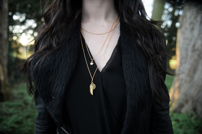 FAIIINT wearing Cinderela B Layered Necklace Charms Trinkets Gold Feather Coin Star, outfit detail