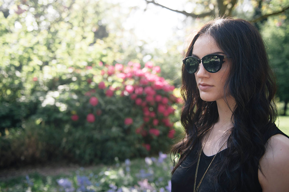 Fashion blogger Stephanie of FAIIINT wearing Maui Jim Kolohe Sunglasses