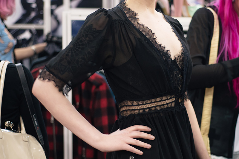 FAIIINT fashion blogger meet up event at London Edge 2015 Olympia Exhibition Centre. Widow lace dress.