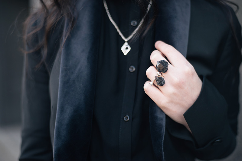 Fashion blogger Stephanie of FAIIINT wearing Bloody Mary Metal Lonely Bone Silver Ring, Elemental Luxury Tibetan Phantom Quartz Crystal & Tourmaline Black GreyRings.