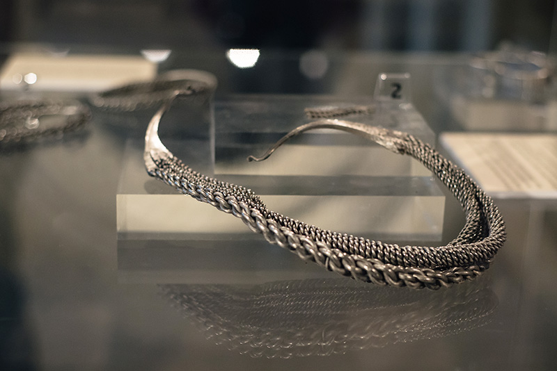 FAIIINT York weekend break. Yorkshire Museum viking silver jewellery, heavy collar from the Bedale Hoard.
