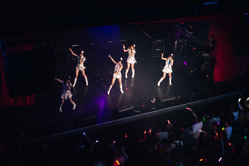 FAIIINT Hyper Japan Festival 2015 at The o2 London. Honey Spice girl group performing live.