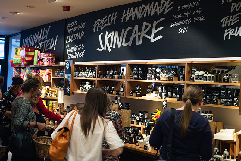 FAIIINT Lush Leicester store event