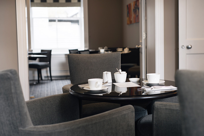 FAIIINT blogger Montagu Place Marylebone London Boutique Hotel. Dining room, breakfast.