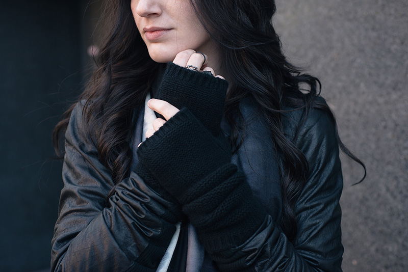 Fashion blogger Stephanie of FAIIINT wearing Rick Owens leather jacket, Black.co.uk cashmere knit wrist warmer fingerless gloves. All black everything dark style winter outfit details.