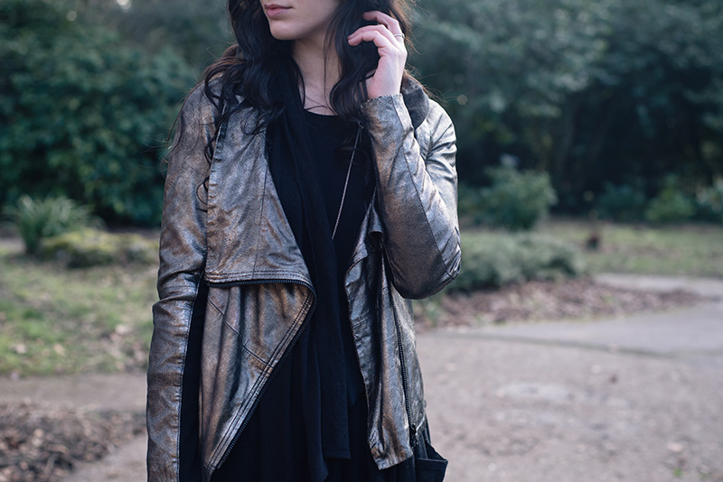 Fashion blogger Stephanie of FAIIINT wearing MuuBaa metallic pewter silver leather drape jacket, H&M hoodie cardigan. Outfit details.