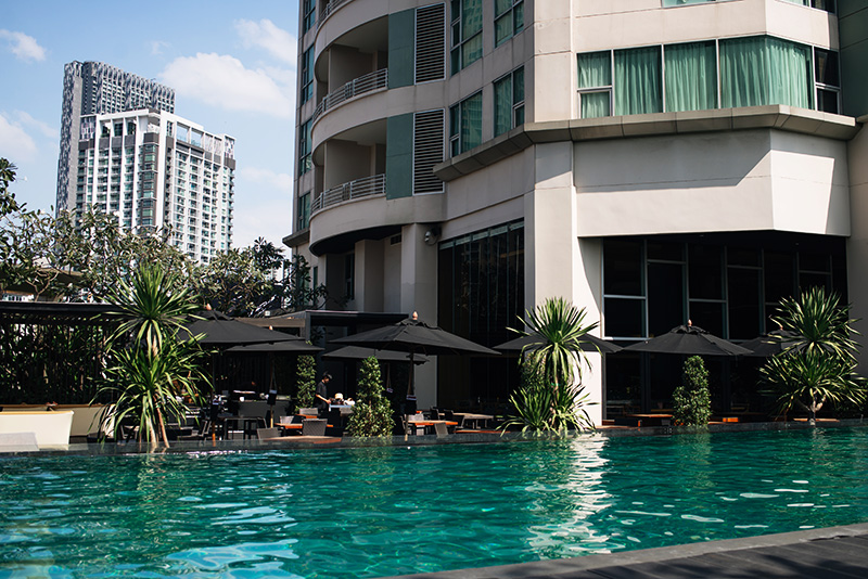 Anantara Sathorn Bangkok hotel Thailand pool area.