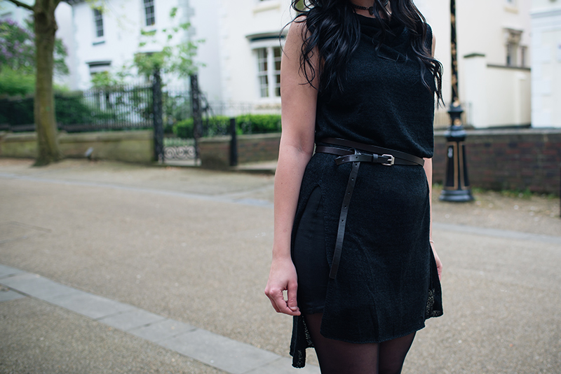 Dark style fashion blogger Stephanie of FAIIINT wearing H&M cowl knit tunic, All Saints wrap belt. All black street style outfit details.
