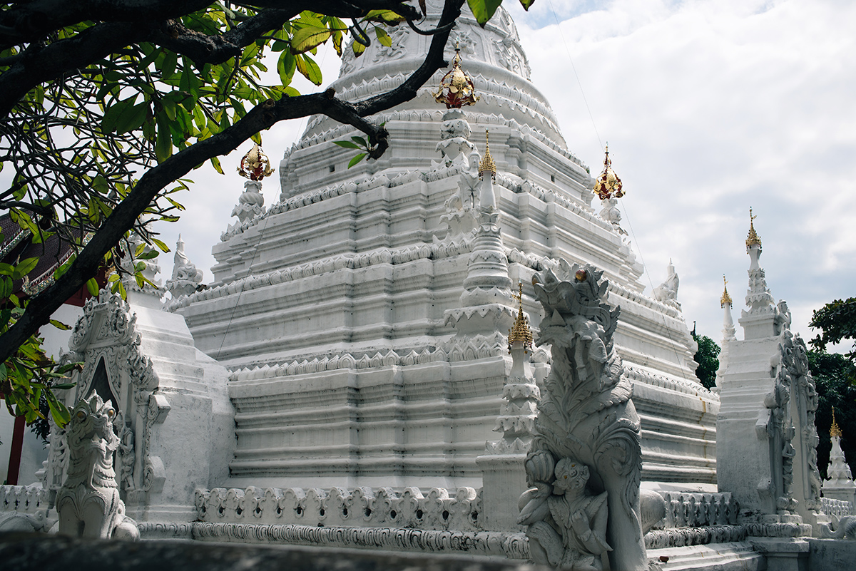 Chiang Mai Thailand streets Wat Mahawan Chetawan temple