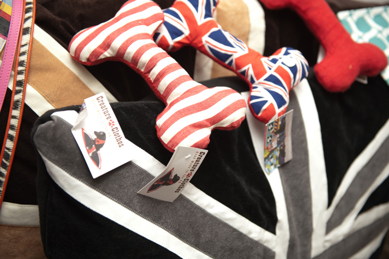 PetsPyjamas Fashion Blogger Puppy Dog Party, Creature Clothes, Bones, Toys, Plush, Bed, Cushion, Pillow, Union Jack