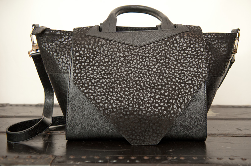 Bracher Emden Classic Collection Structured Tote. FAIIINT, Black on Black, Texture, Leather, Bag, Handbag, Designer.