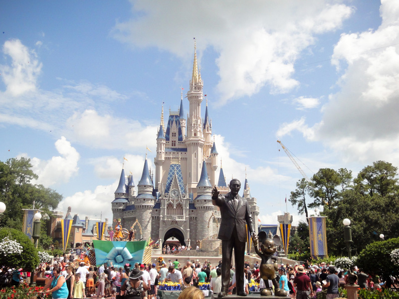 Magic Kingdom Magic Kingdom, Castle, Cinderella, Disney, Disneyland, Walt, Disney World, Florida, Statue, Micky Mouse, Walt Disney, Parade
